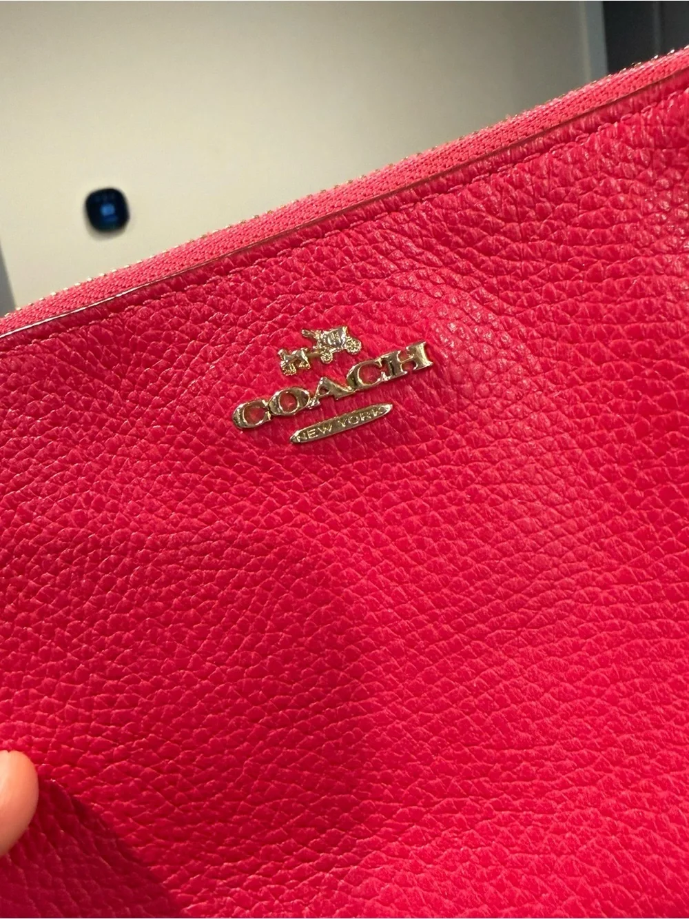 Coach Pink Ruby fuchsia wristlet pebbled leather wallet with hang tag